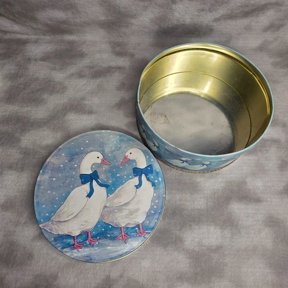 3 PC Nesting Metal Canister Set Goose Cottagecore Country Farmhouse Vtg 1980s